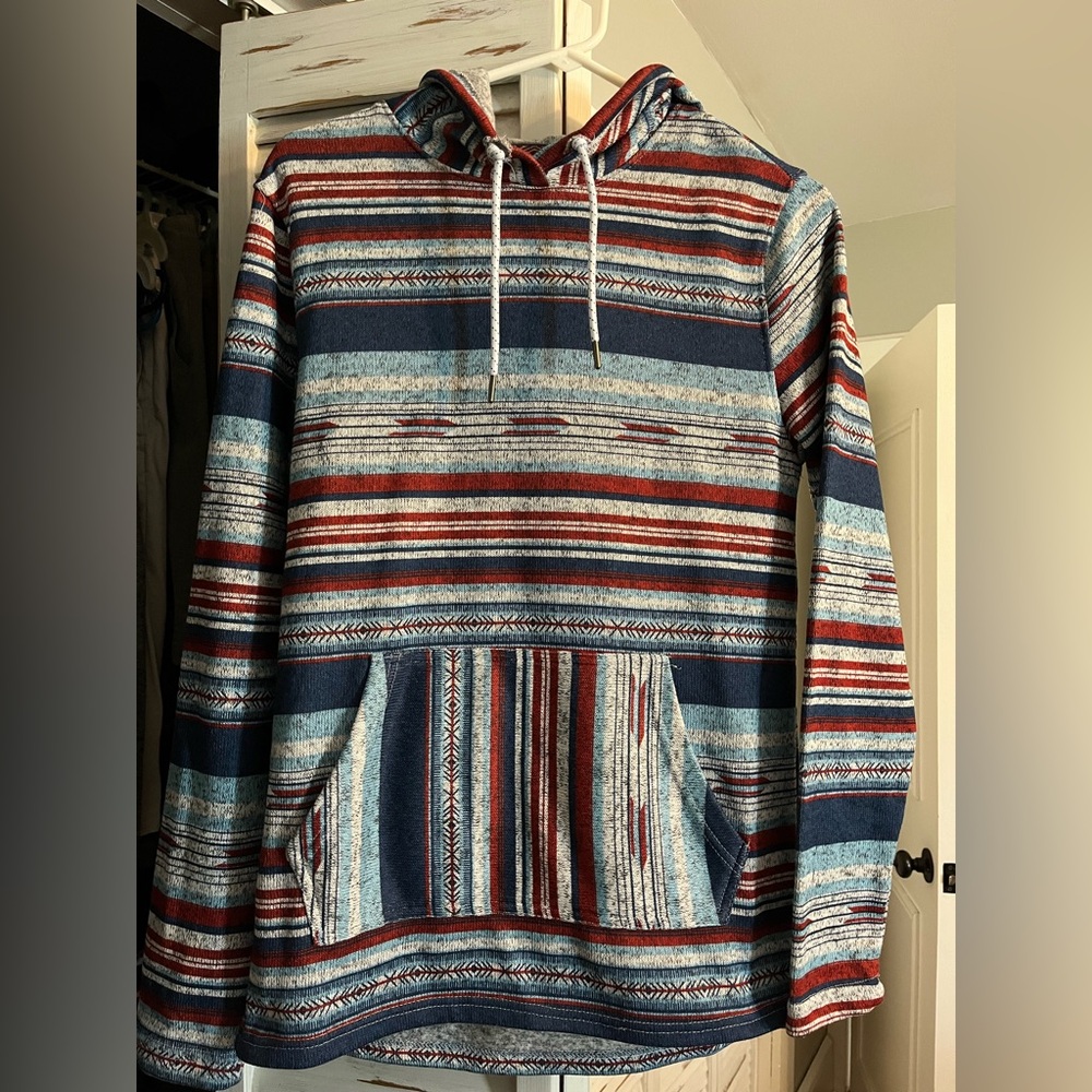 Men’s Buckle Tribal Striped Hooded Pullover